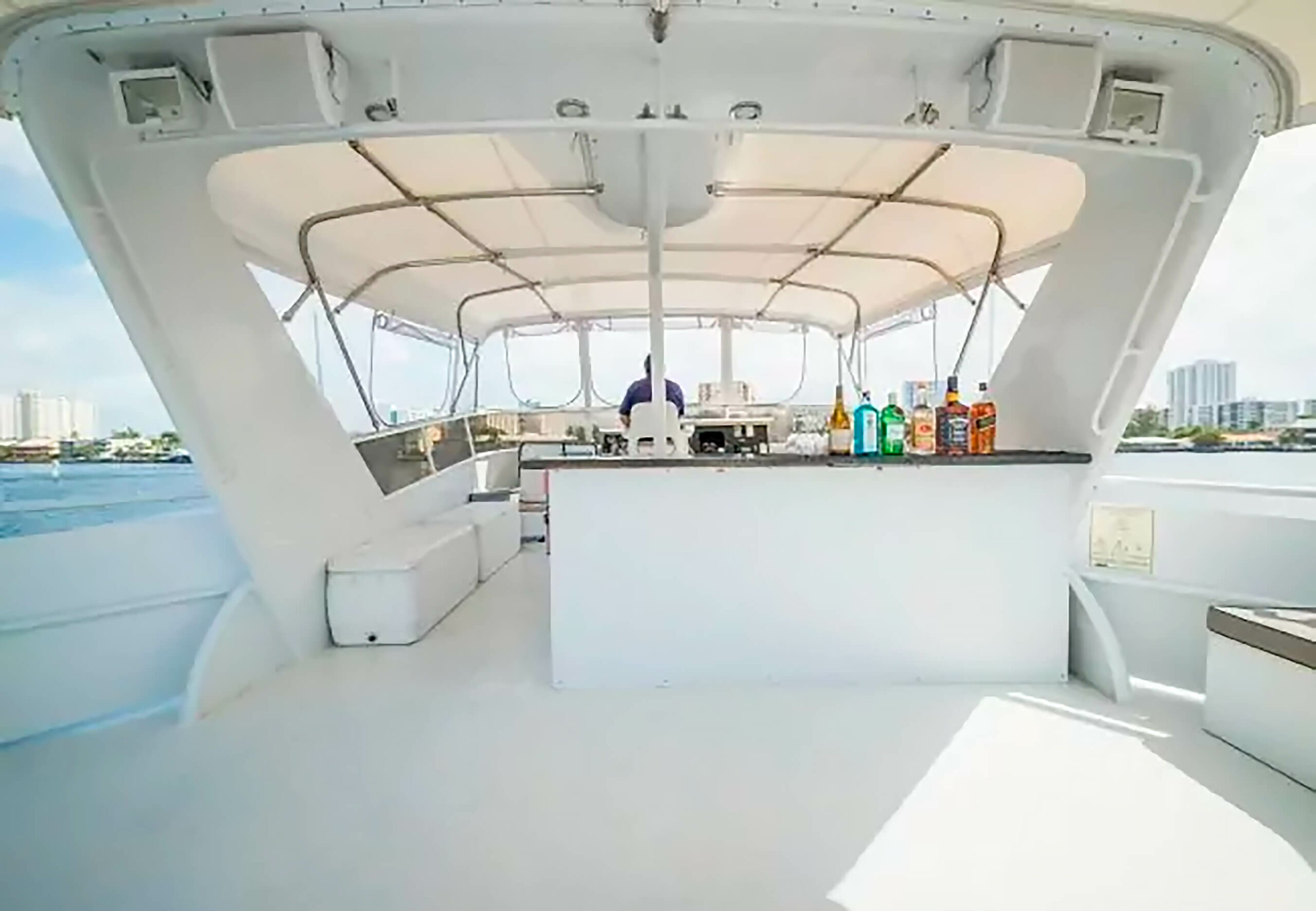 yacht charter for 40 people fort lauderdale
