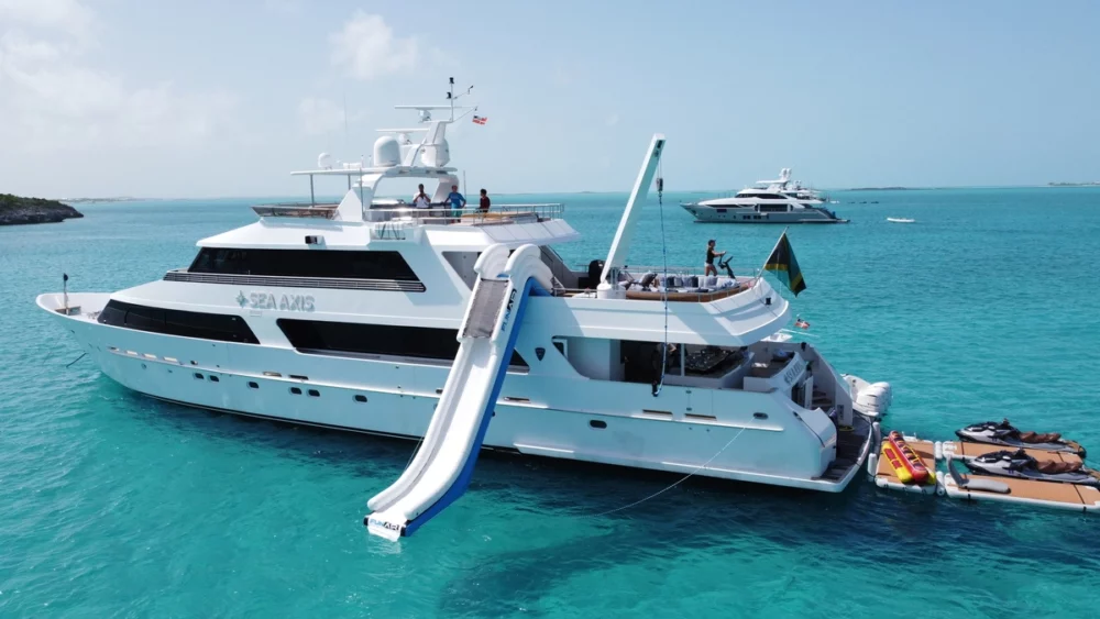 SEA AXIS Newport Boat Charter. First Time Yacht Charter Guide.
