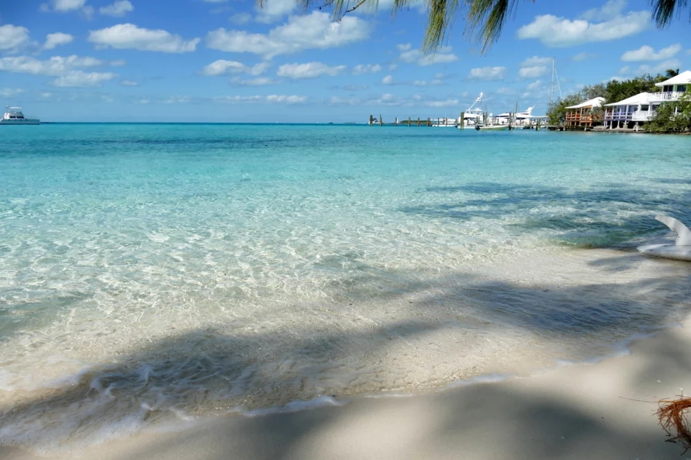 A Yacht Charter Adventure: Exuma Land and Sea Park A Yacht Charter Adventure: Exuma Land and Sea Park